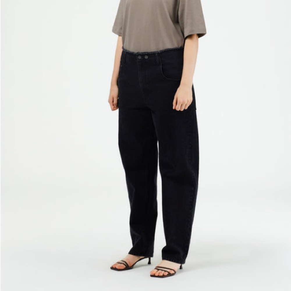 Black Straight Leg Women's Jeans